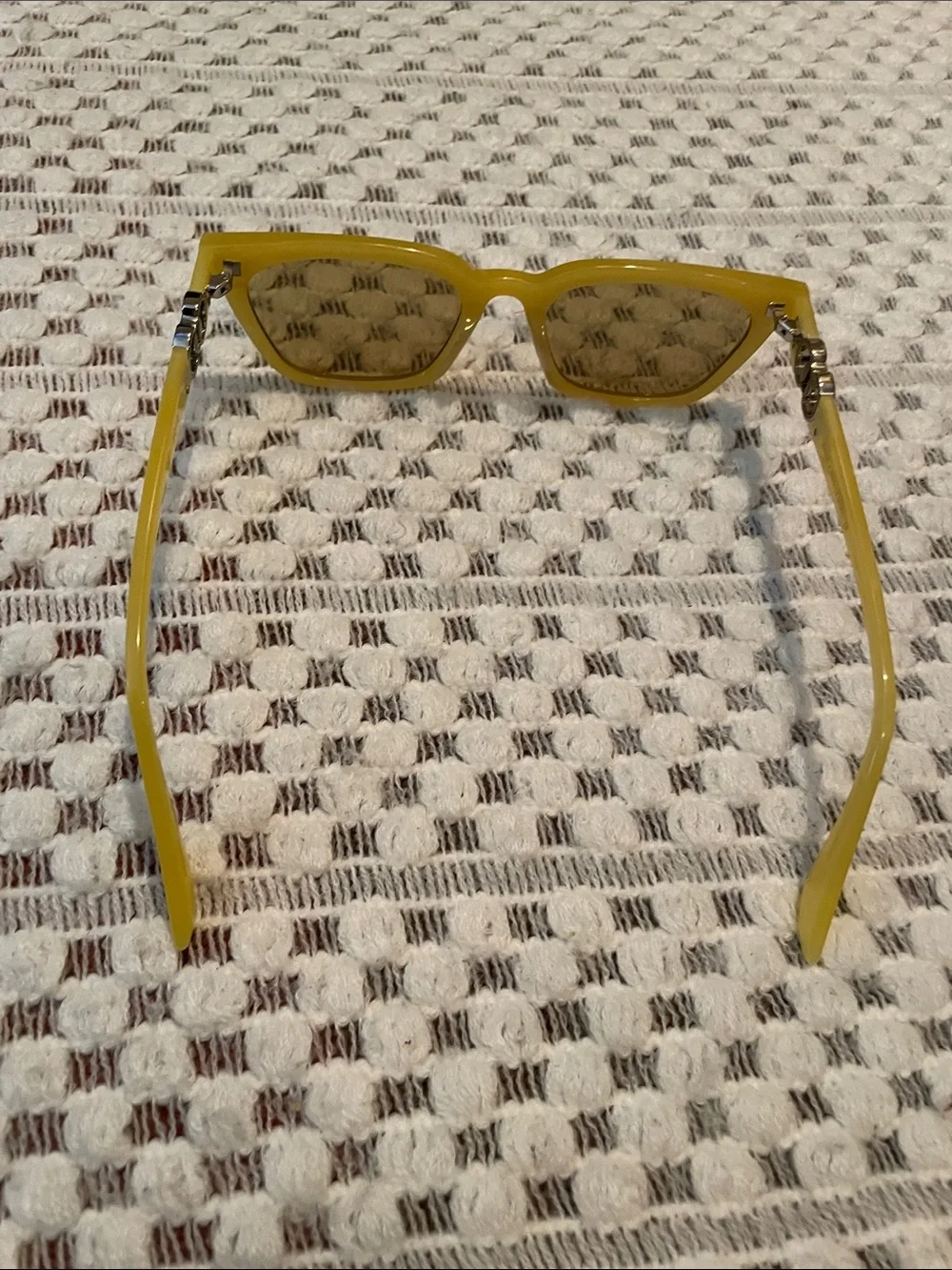 Gentle Monster Jennie XOXO Y1 Yellow Green Square Sunglasses EXC No Case